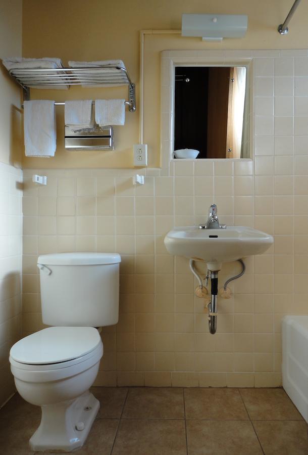 Sands Motel ダルハート エクステリア 写真