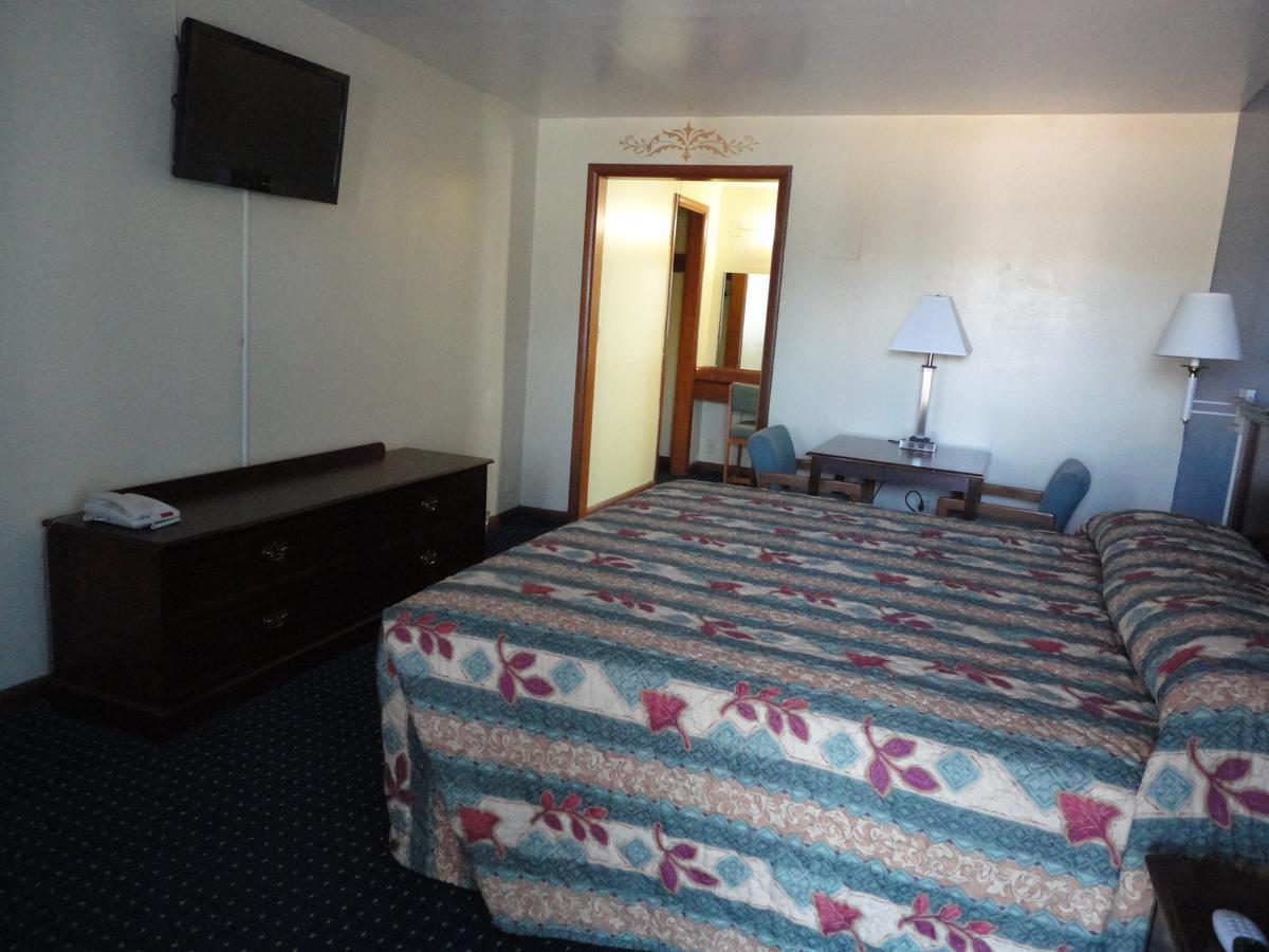 Sands Motel ダルハート エクステリア 写真
