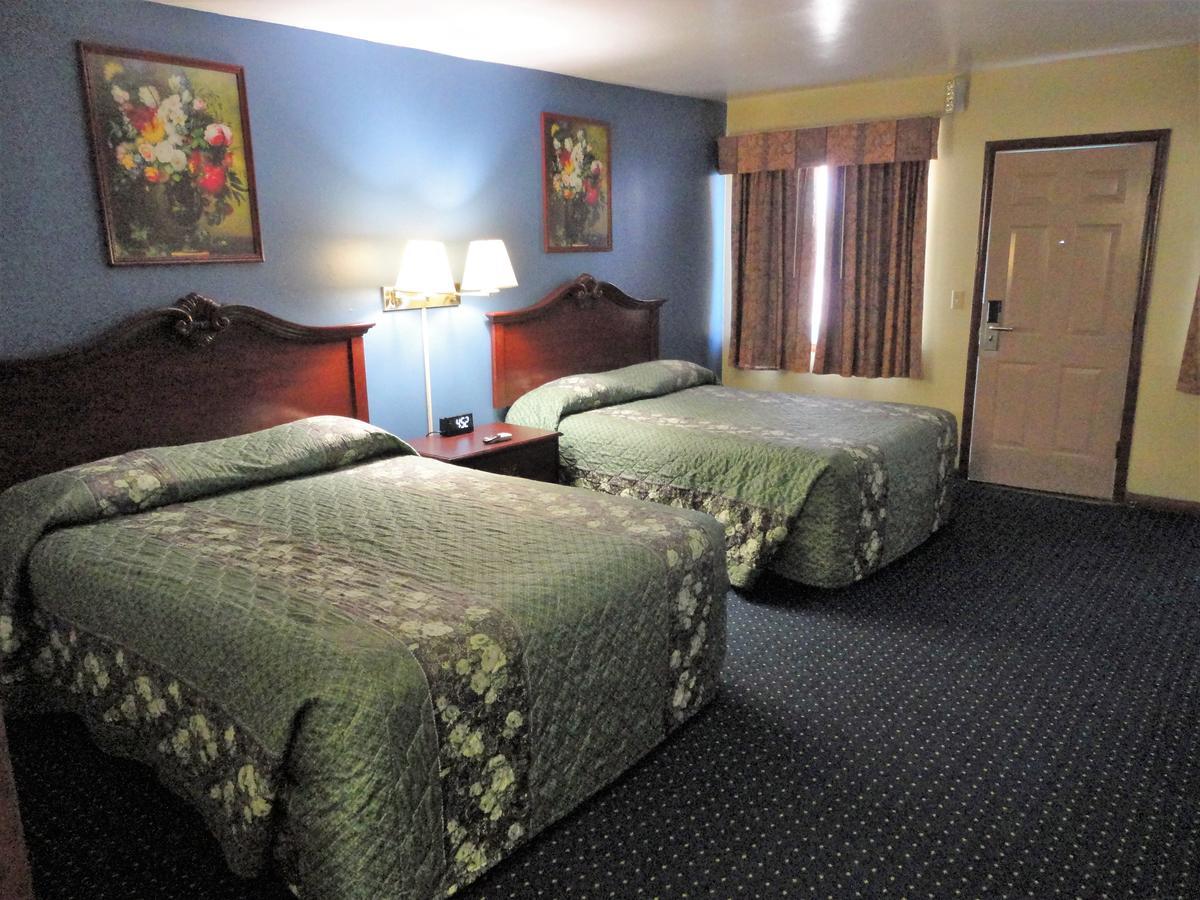 Sands Motel ダルハート エクステリア 写真