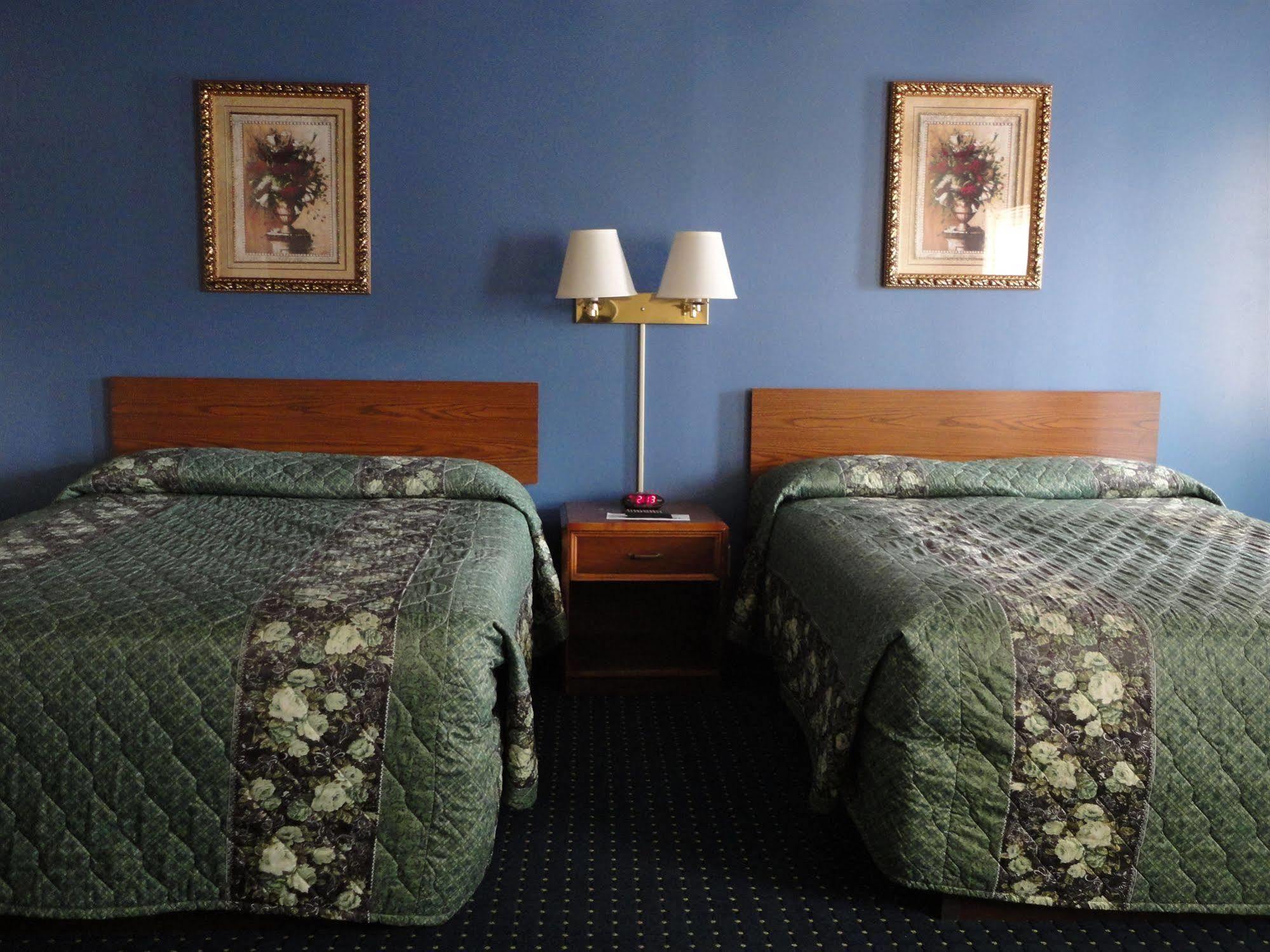 Sands Motel ダルハート エクステリア 写真